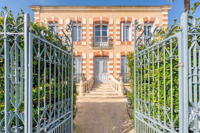 maison 10 Pièces en vente sur LA TREMBLADE (17390)